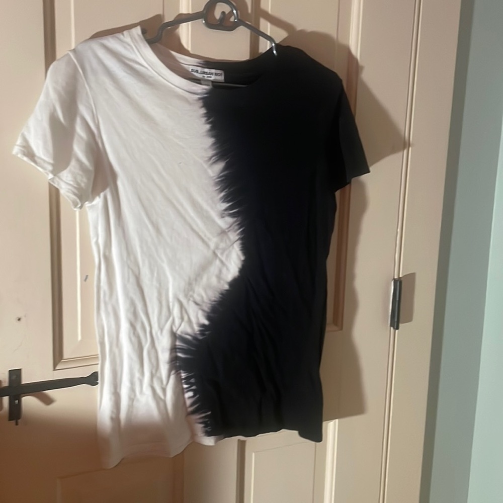 Black and White Sub_urban Riot XS shirt